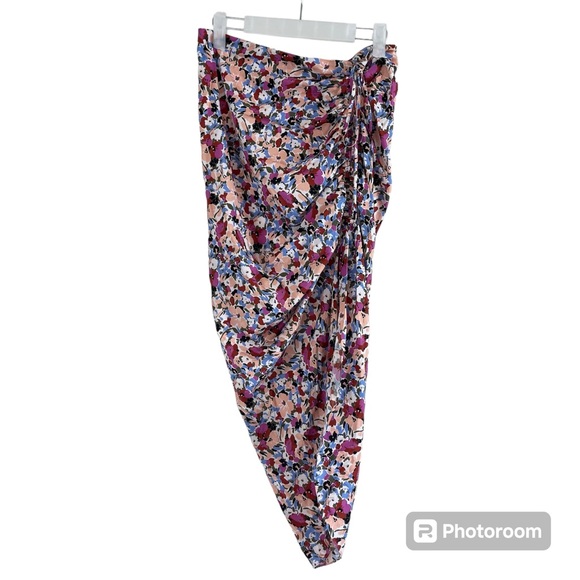 Veronica Beard Ari Ruched Floral Asymmetric Skirt - Picture 2 of 10